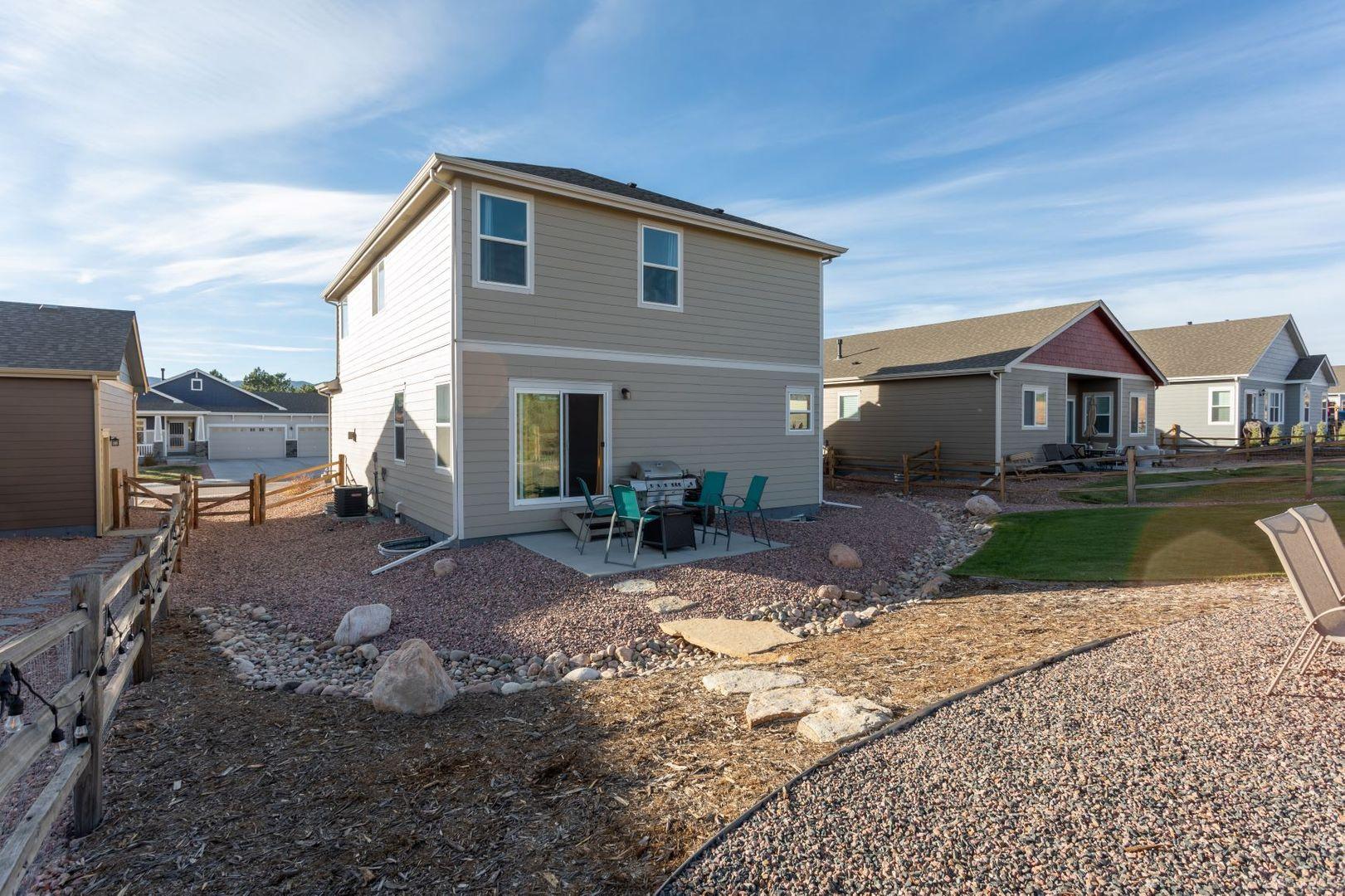 Image 40 of 44: No Description Available