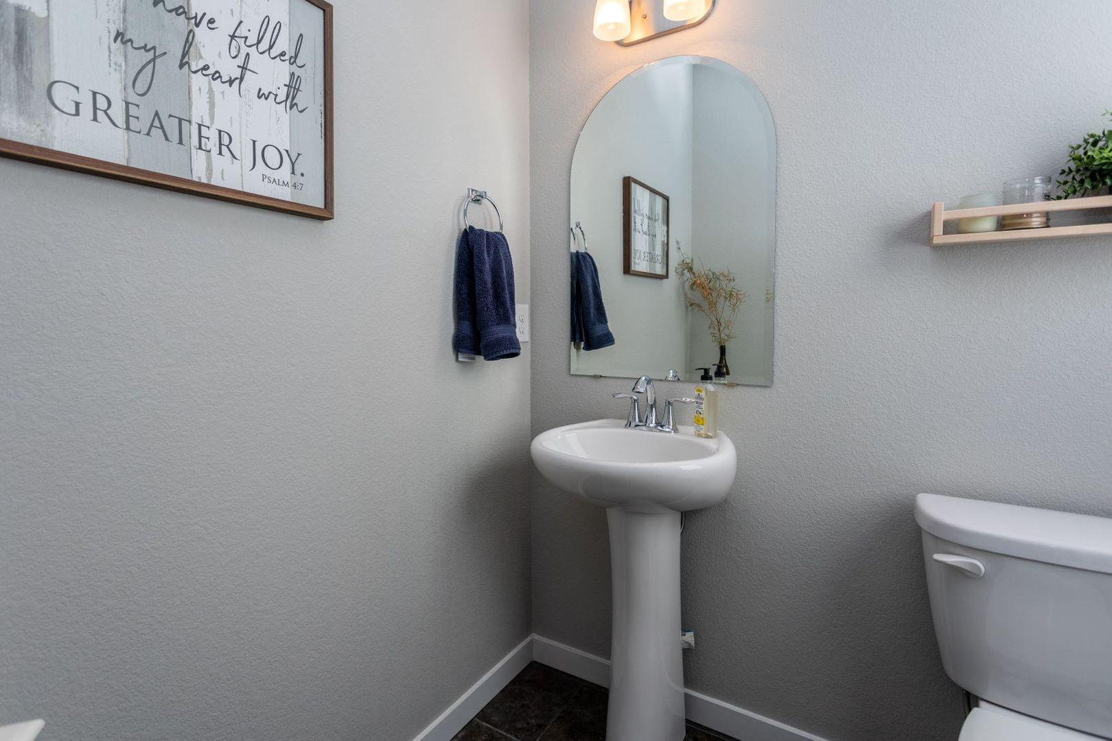 Image 5 of 44: No Description Available