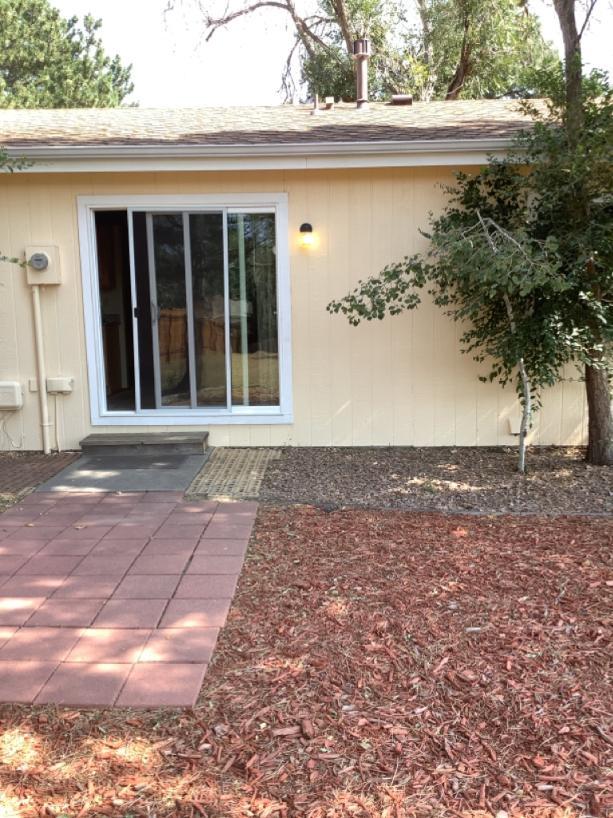 Image 8 of 11: No Description Available