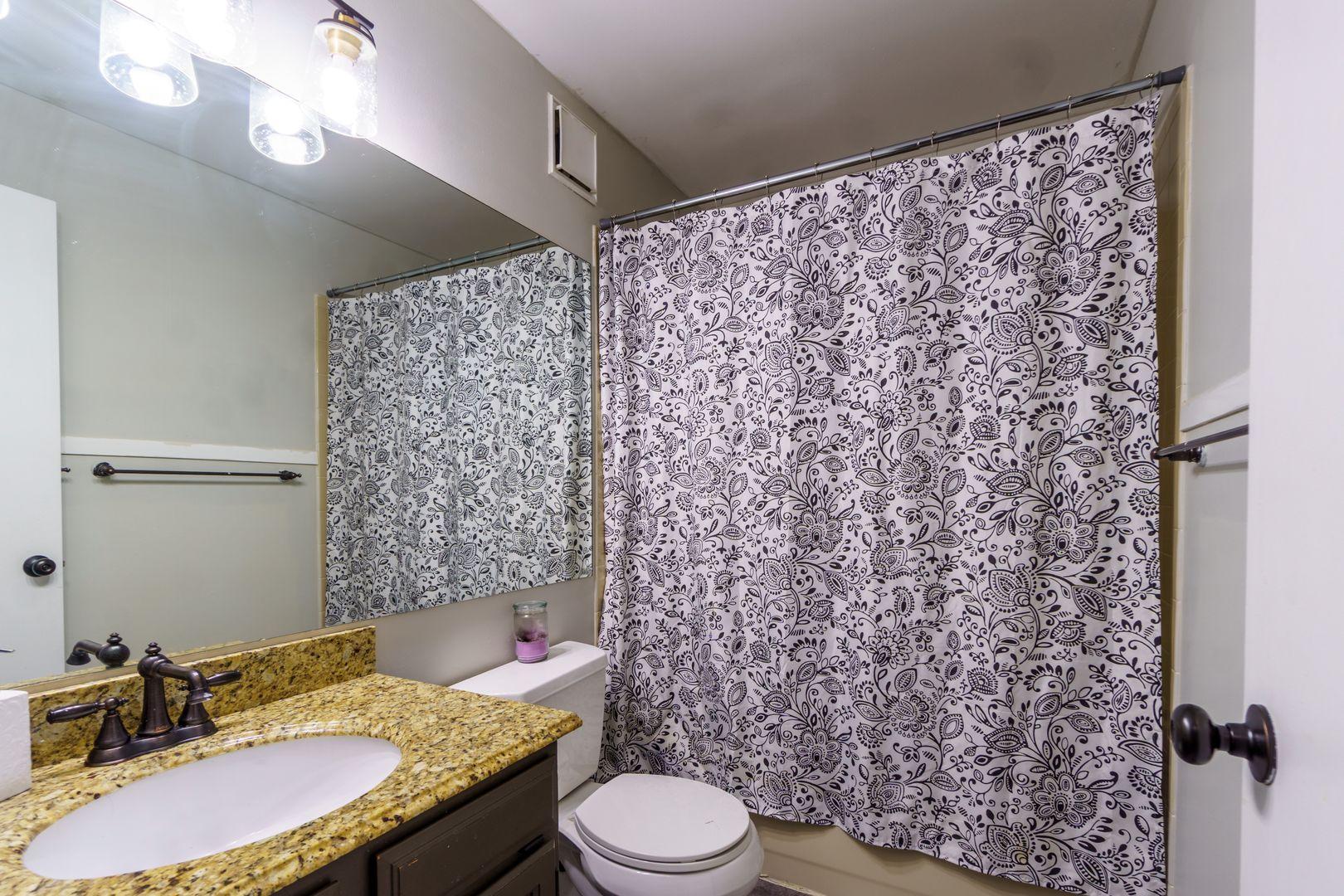 Image 14 of 18: No Description Available