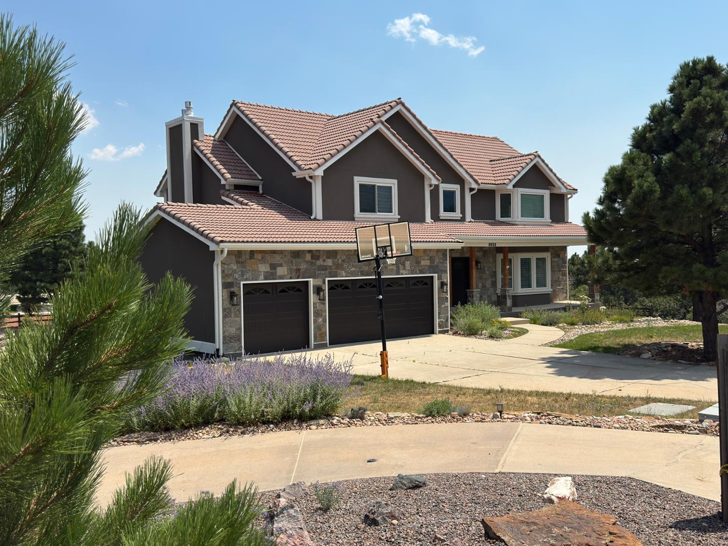 Image 13 of 13: No Description Available