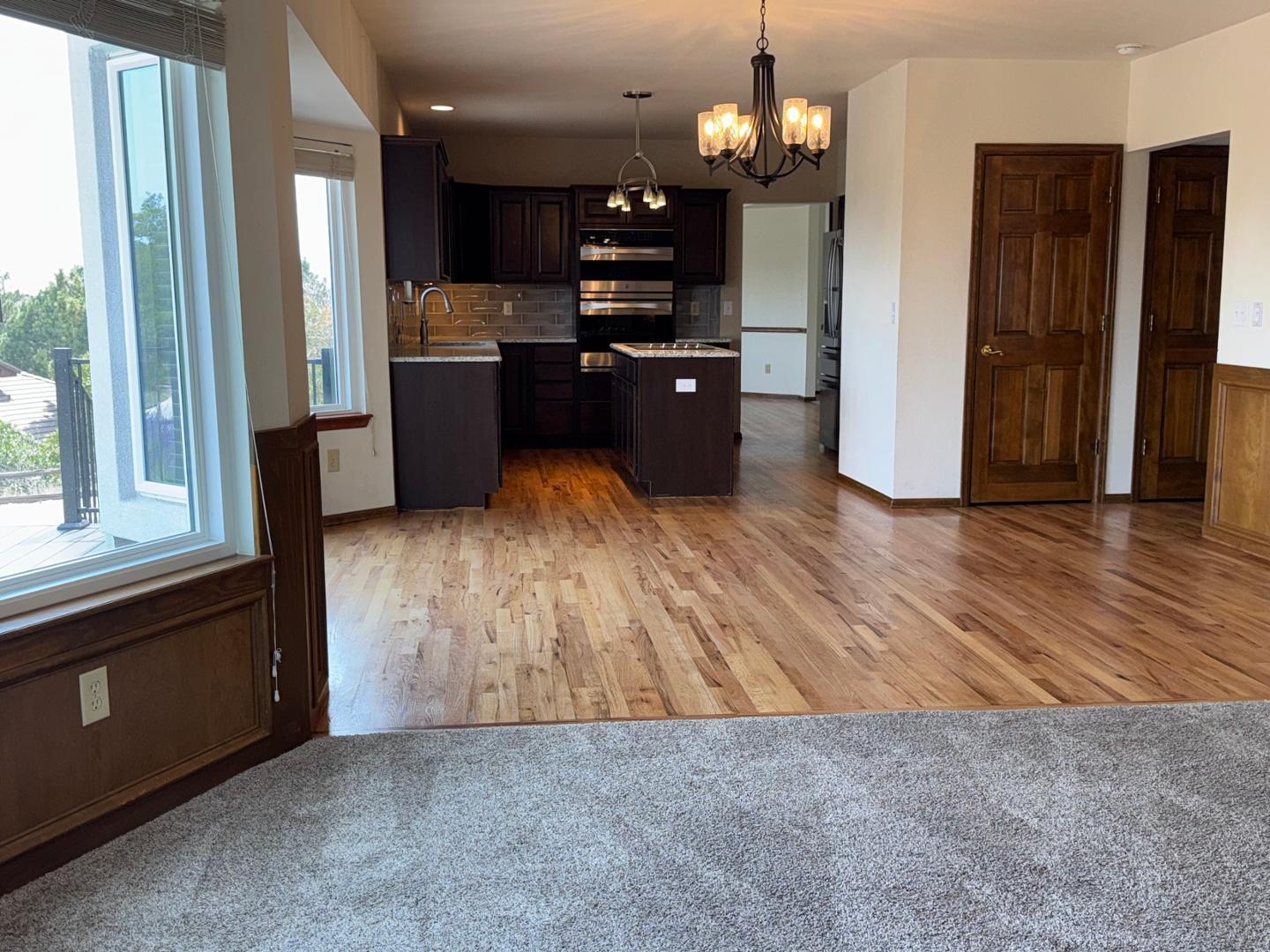 Image 4 of 13: No Description Available