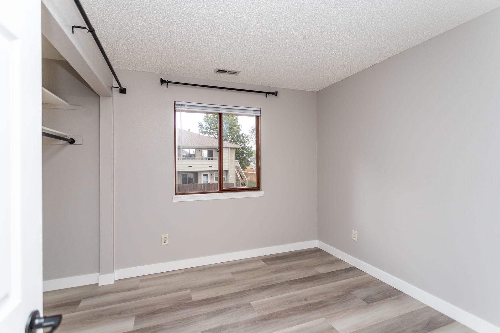 Image 15 of 17: No Description Available