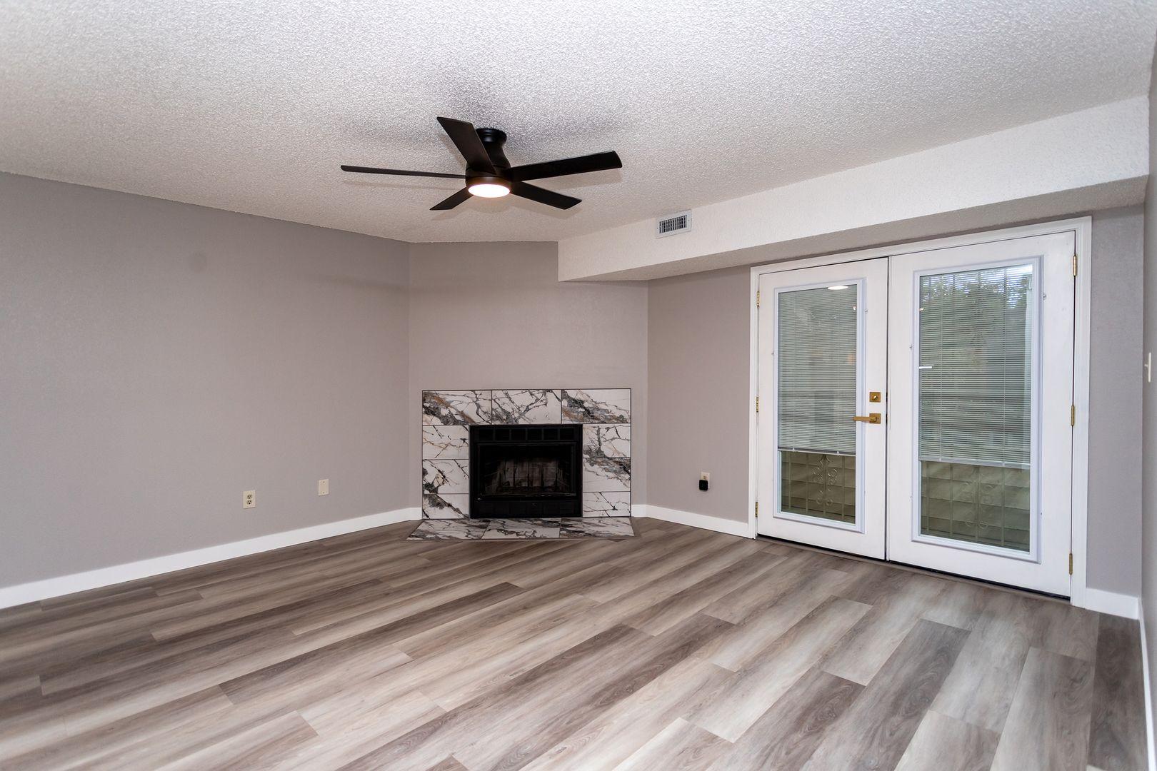 Image 6 of 17: No Description Available