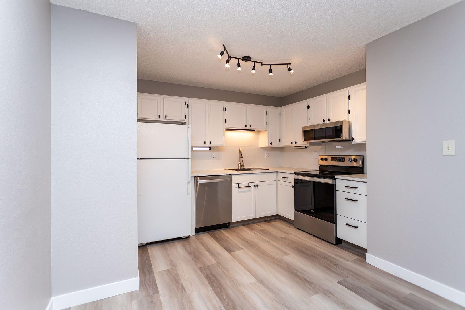 Image 9 of 17: No Description Available