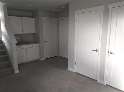 Image 2 of 8: No Description Available