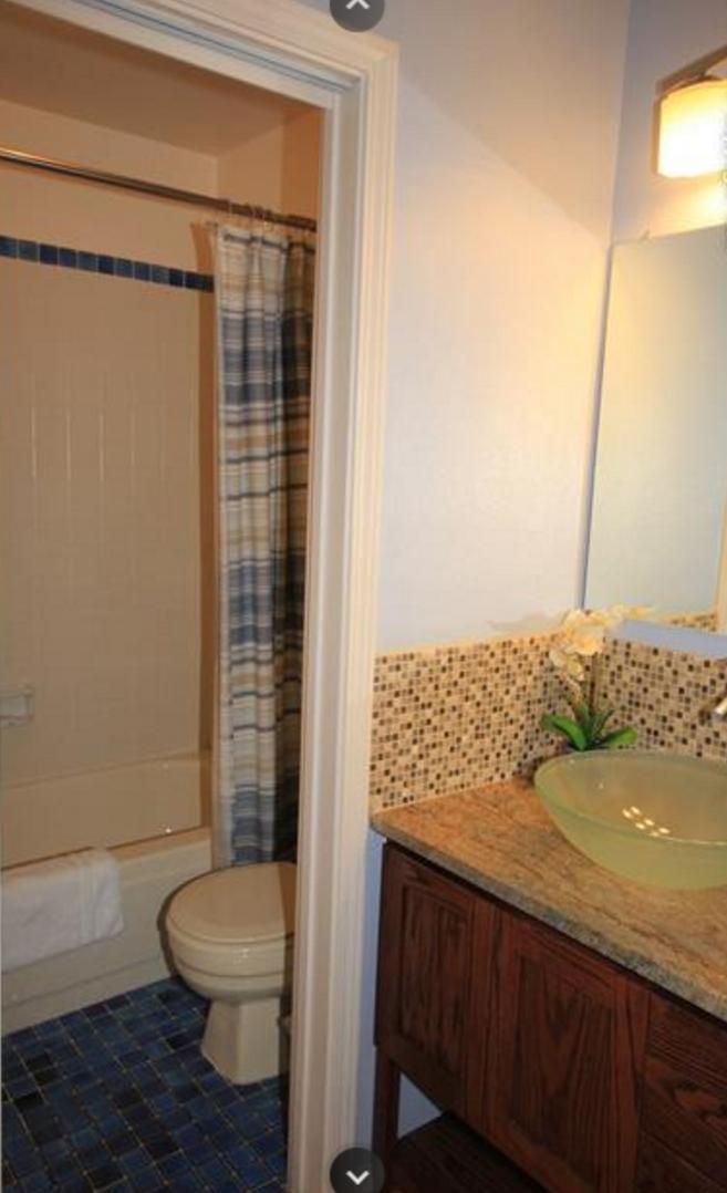 Image 10 of 11: No Description Available