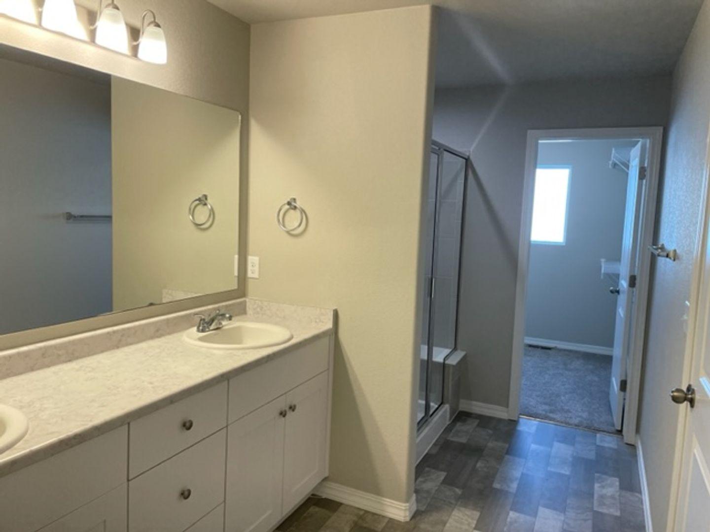 Image 12 of 17: No Description Available