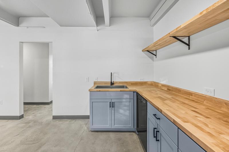 Image 22 of 50: No Description Available