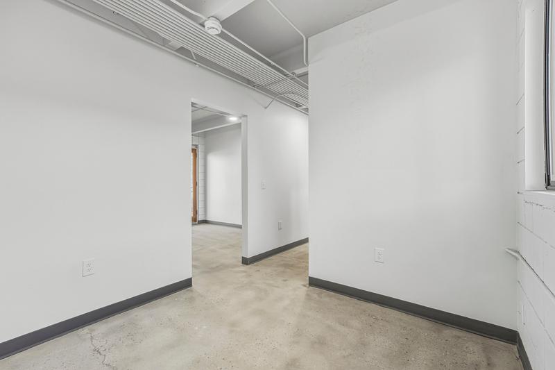 Image 25 of 50: No Description Available