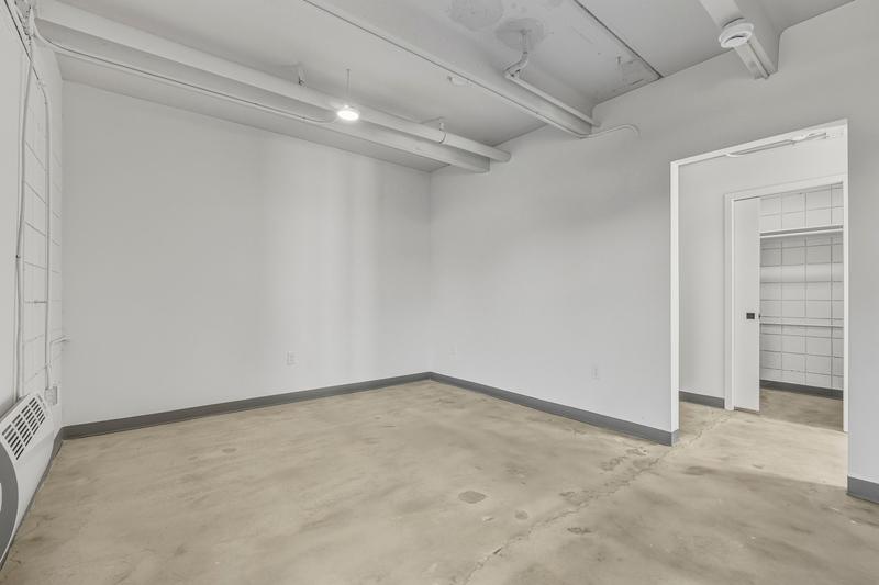 Image 3 of 50: No Description Available