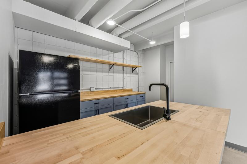 Image 37 of 50: No Description Available