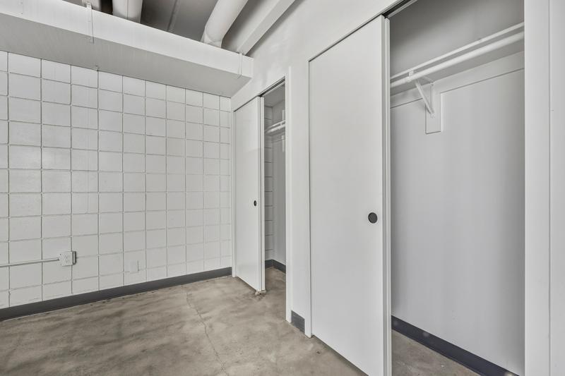 Image 44 of 50: No Description Available