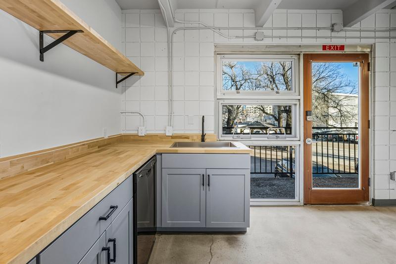 Image 9 of 50: No Description Available