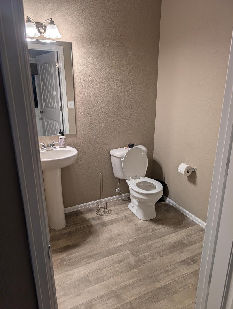 Image 6 of 19: No Description Available