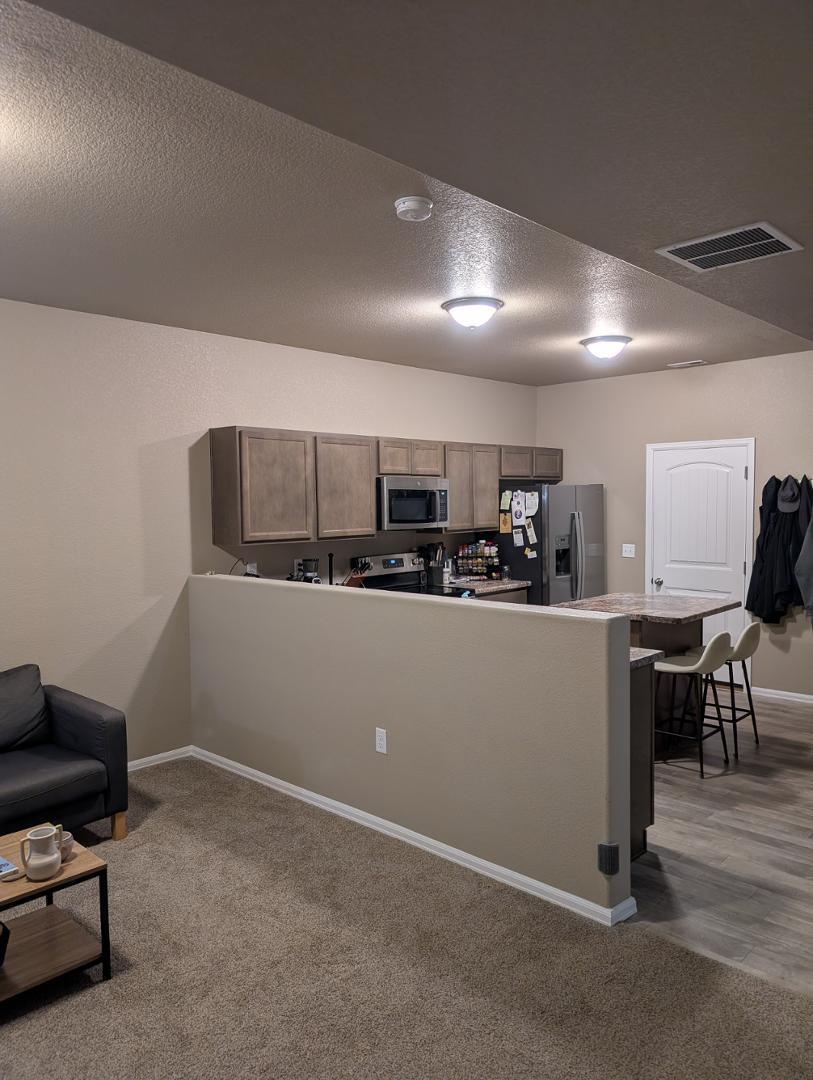 Image 7 of 19: No Description Available