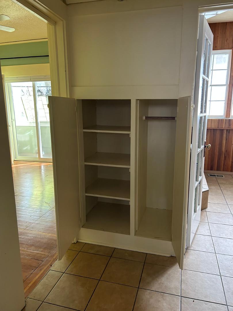 Image 10 of 14: No Description Available