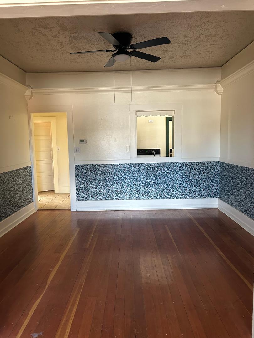 Image 8 of 14: No Description Available