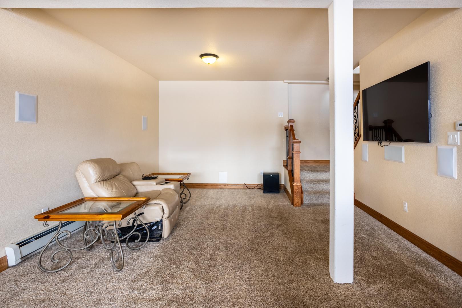 Image 30 of 41: No Description Available