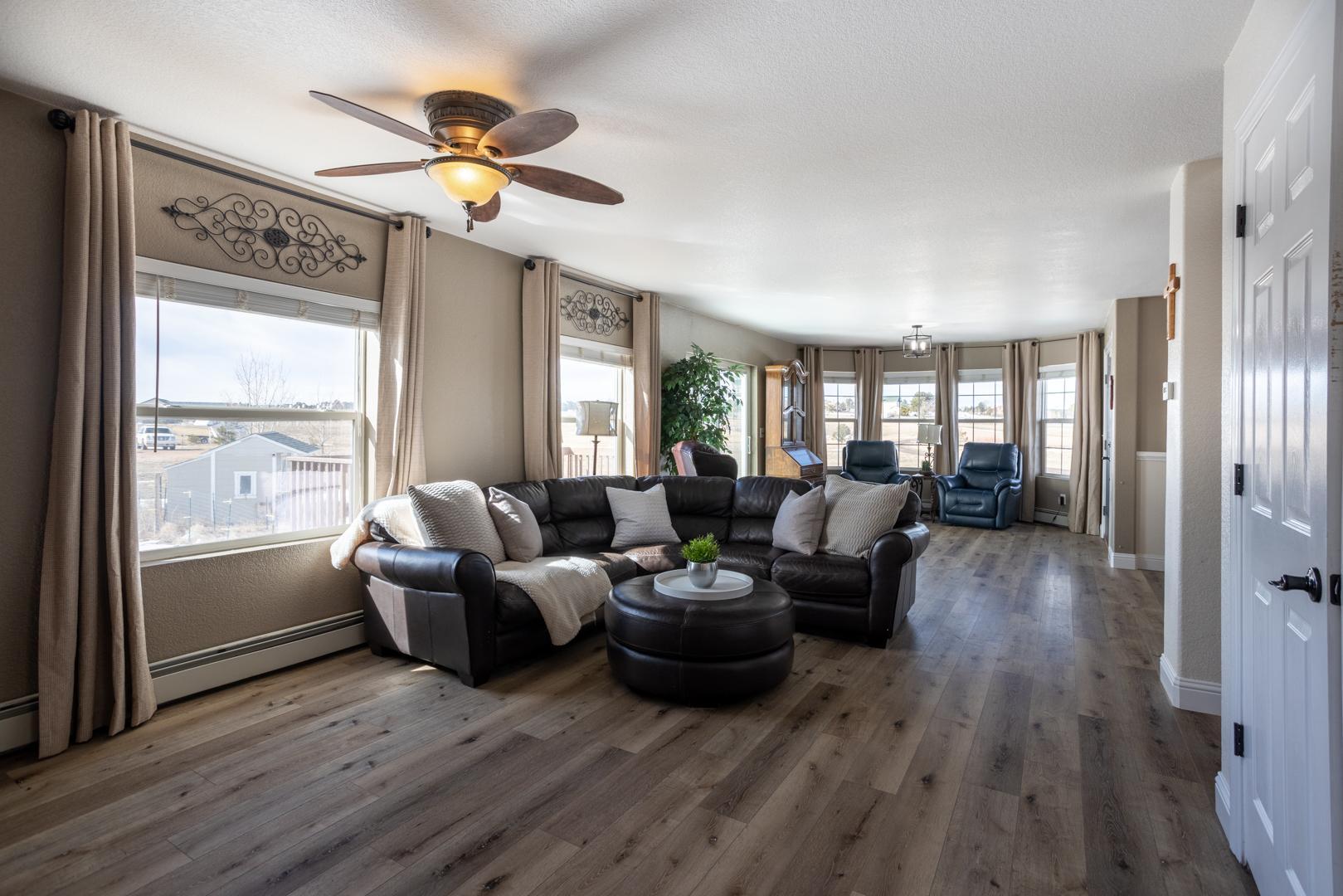 Image 4 of 41: No Description Available