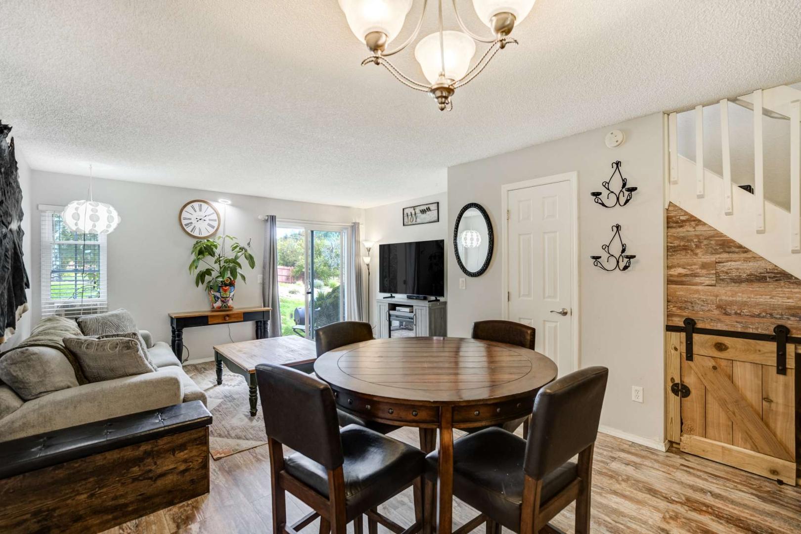 Image 10 of 49: No Description Available