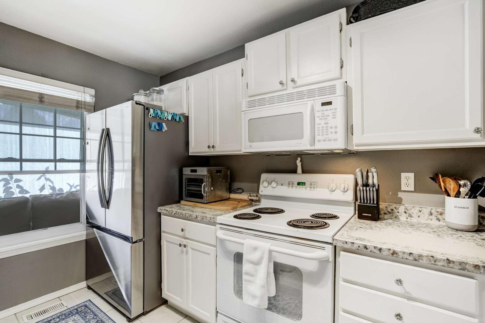 Image 14 of 49: No Description Available