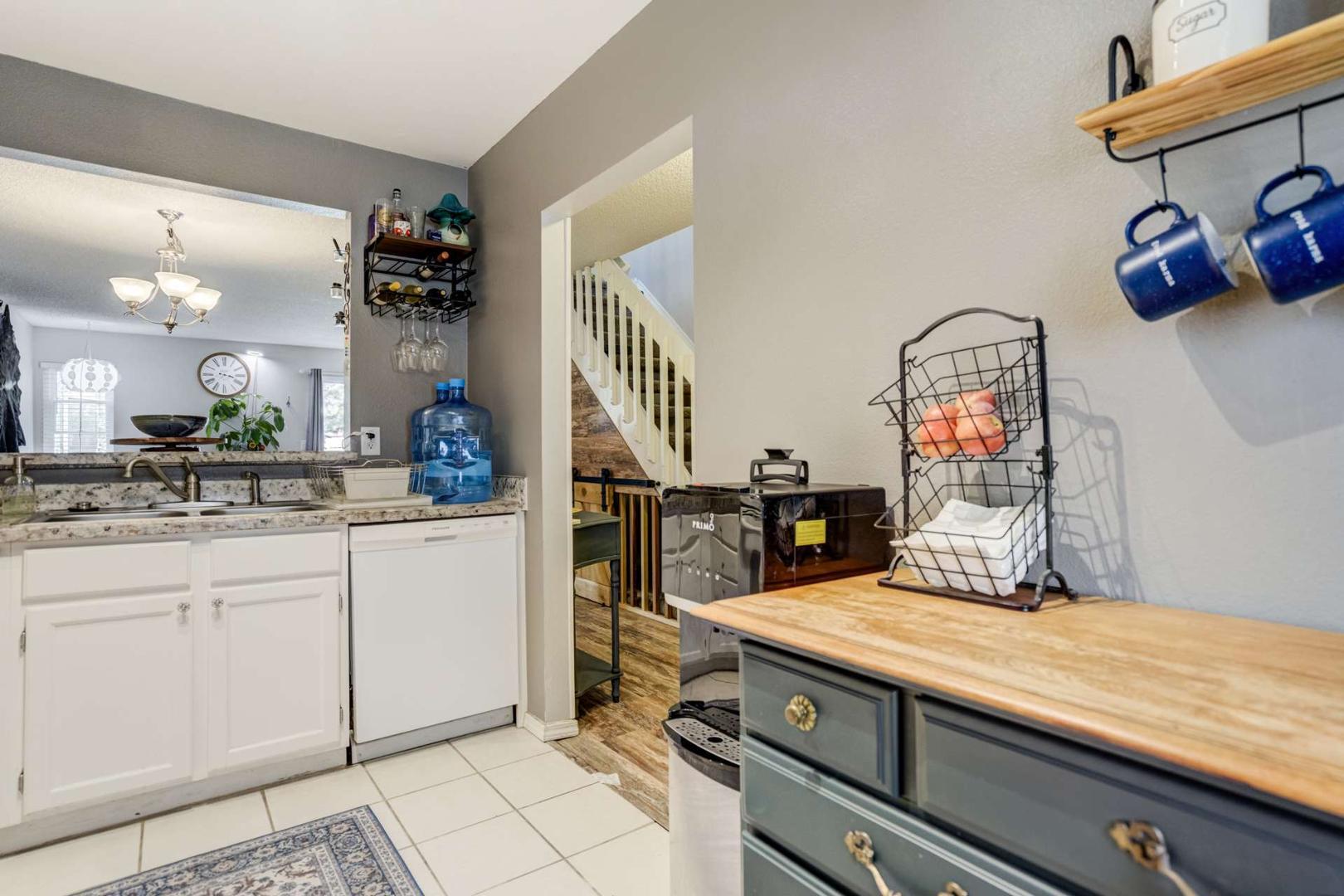 Image 19 of 49: No Description Available