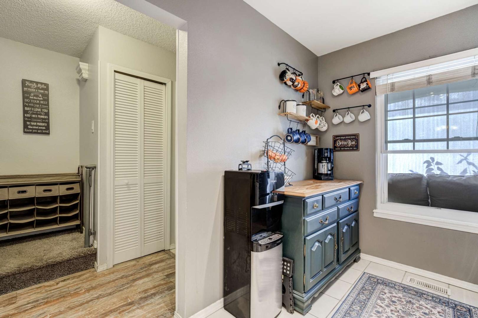 Image 25 of 49: No Description Available