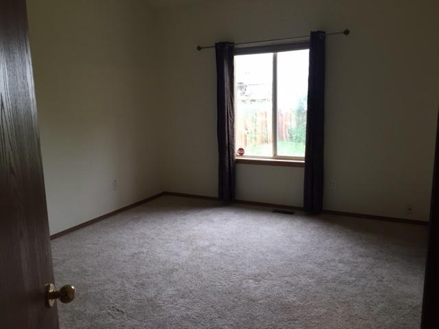 Image 8 of 18: No Description Available