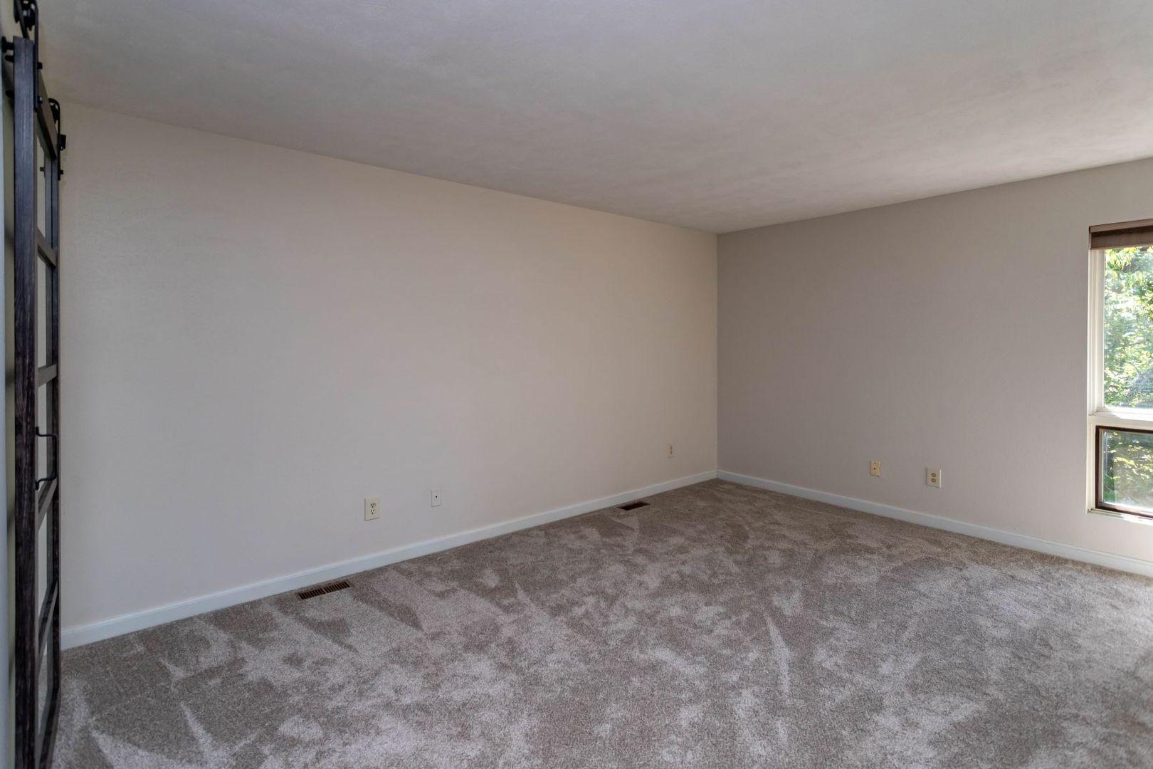 Image 30 of 42: No Description Available