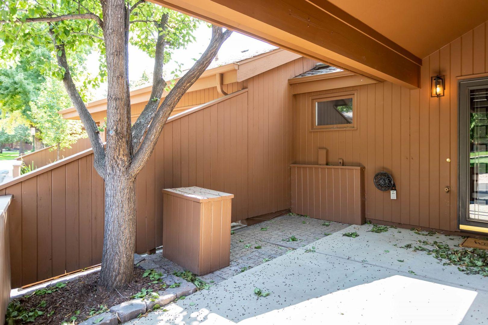 Image 37 of 42: No Description Available