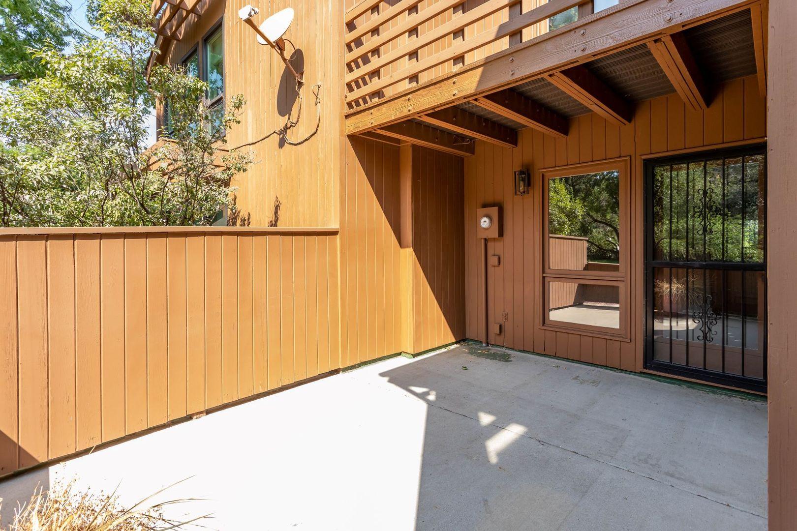 Image 41 of 42: No Description Available