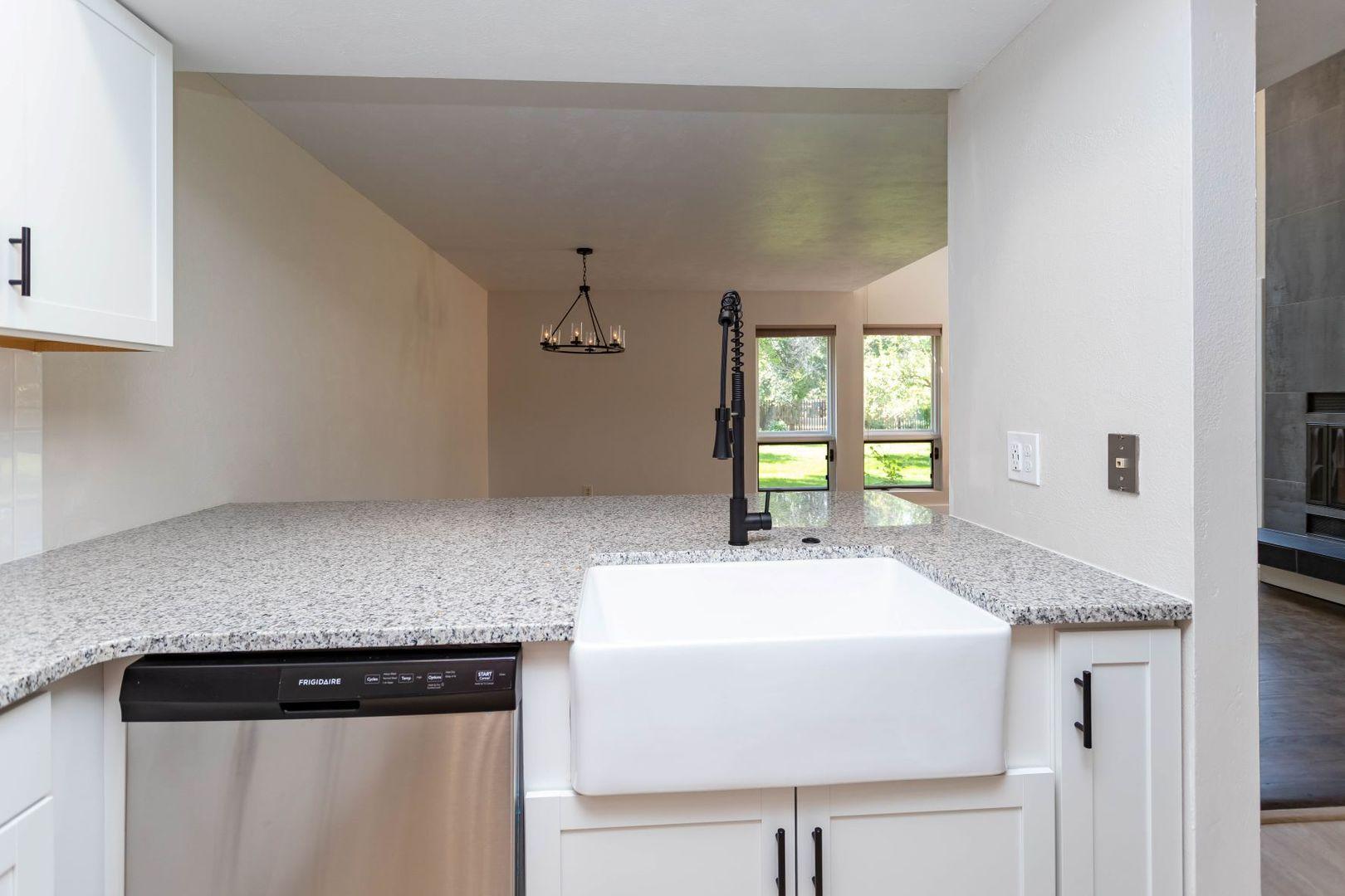 Image 7 of 42: No Description Available