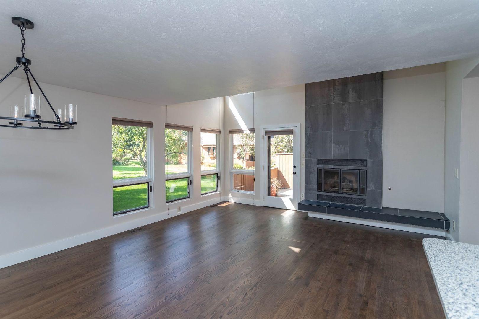 Image 9 of 42: No Description Available