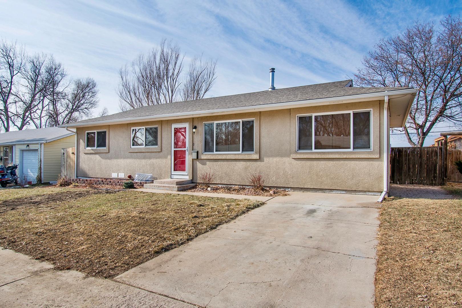 Image 19 of 25: No Description Available