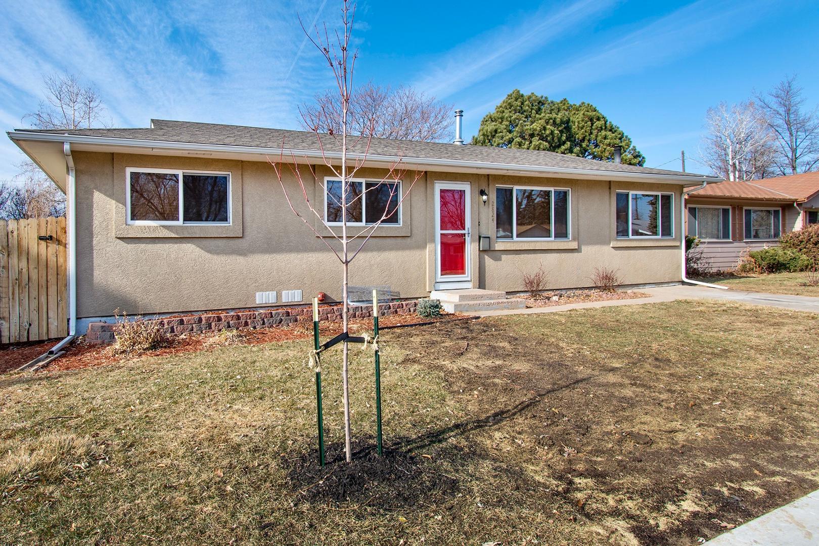 Image 2 of 25: No Description Available