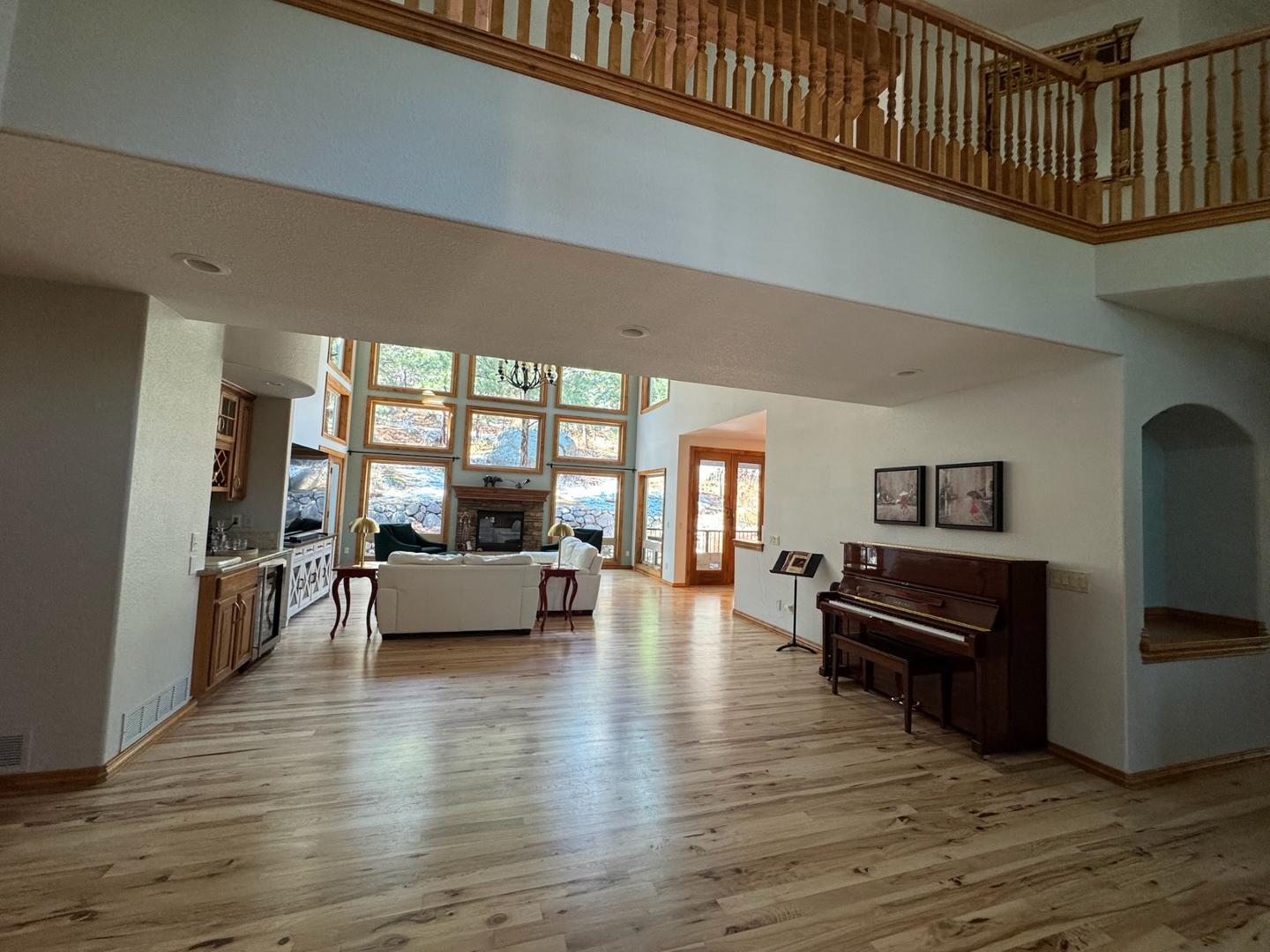 Image 16 of 50: No Description Available