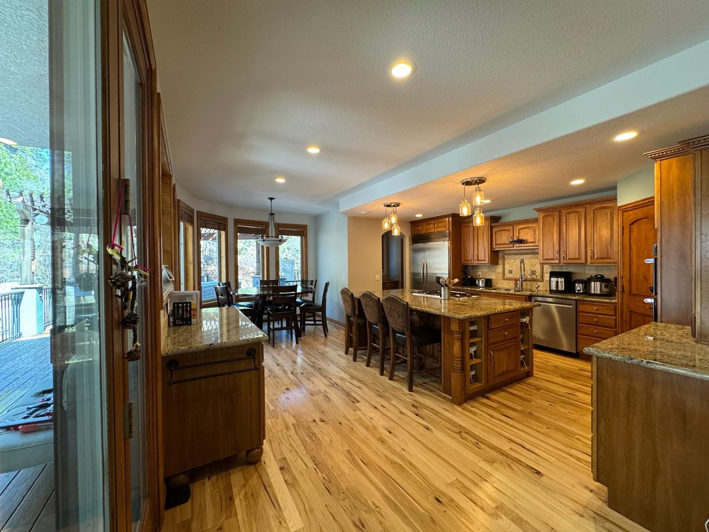 Image 31 of 50: No Description Available