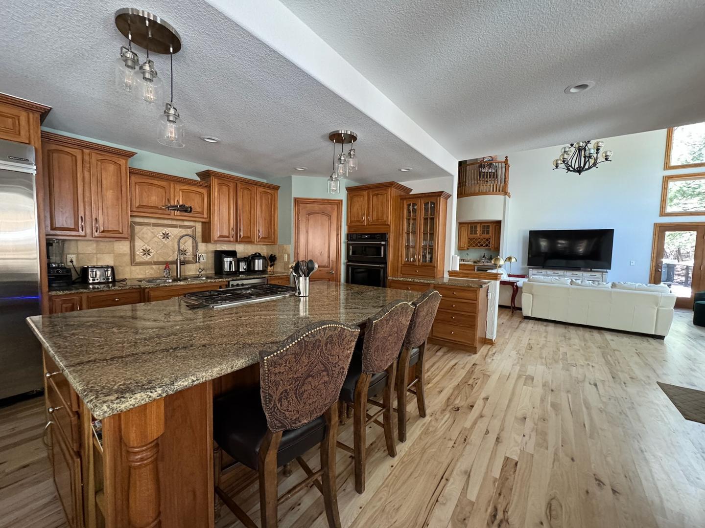 Image 34 of 50: No Description Available