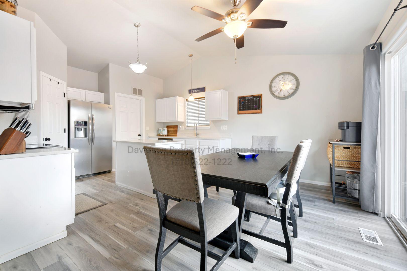 Image 4 of 13: No Description Available