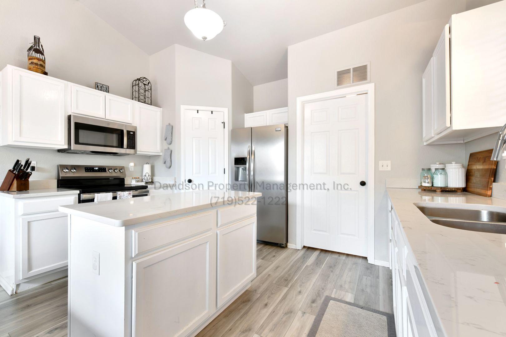 Image 5 of 13: No Description Available