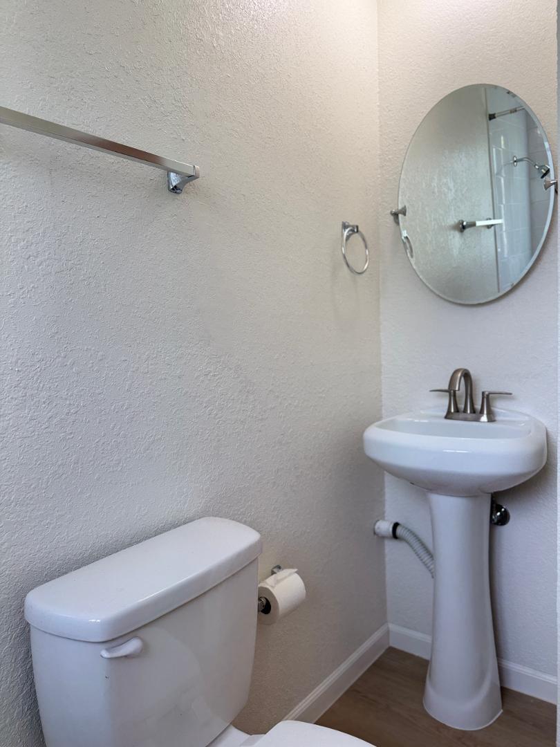 Image 10 of 17: No Description Available