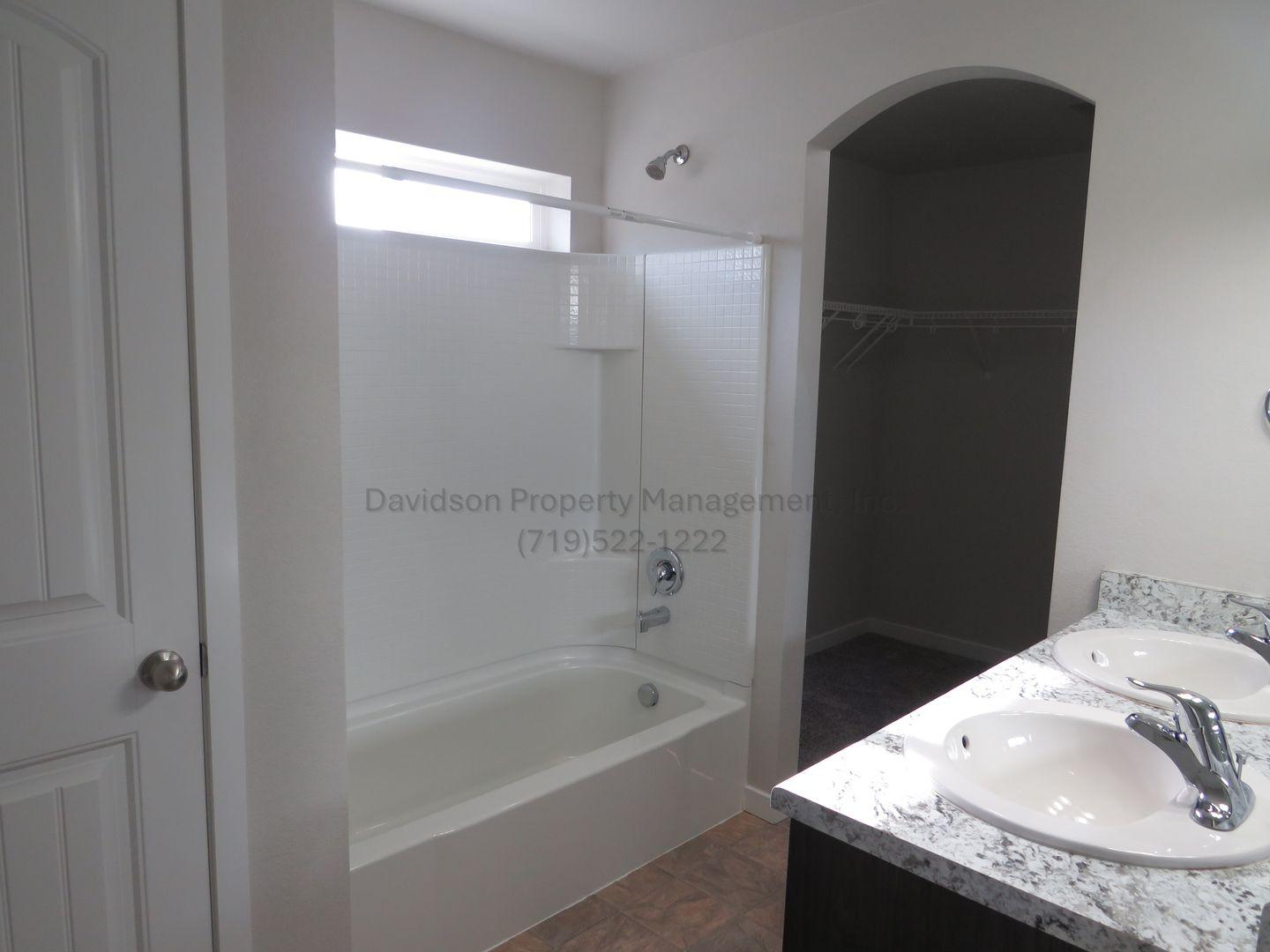 Image 8 of 15: No Description Available