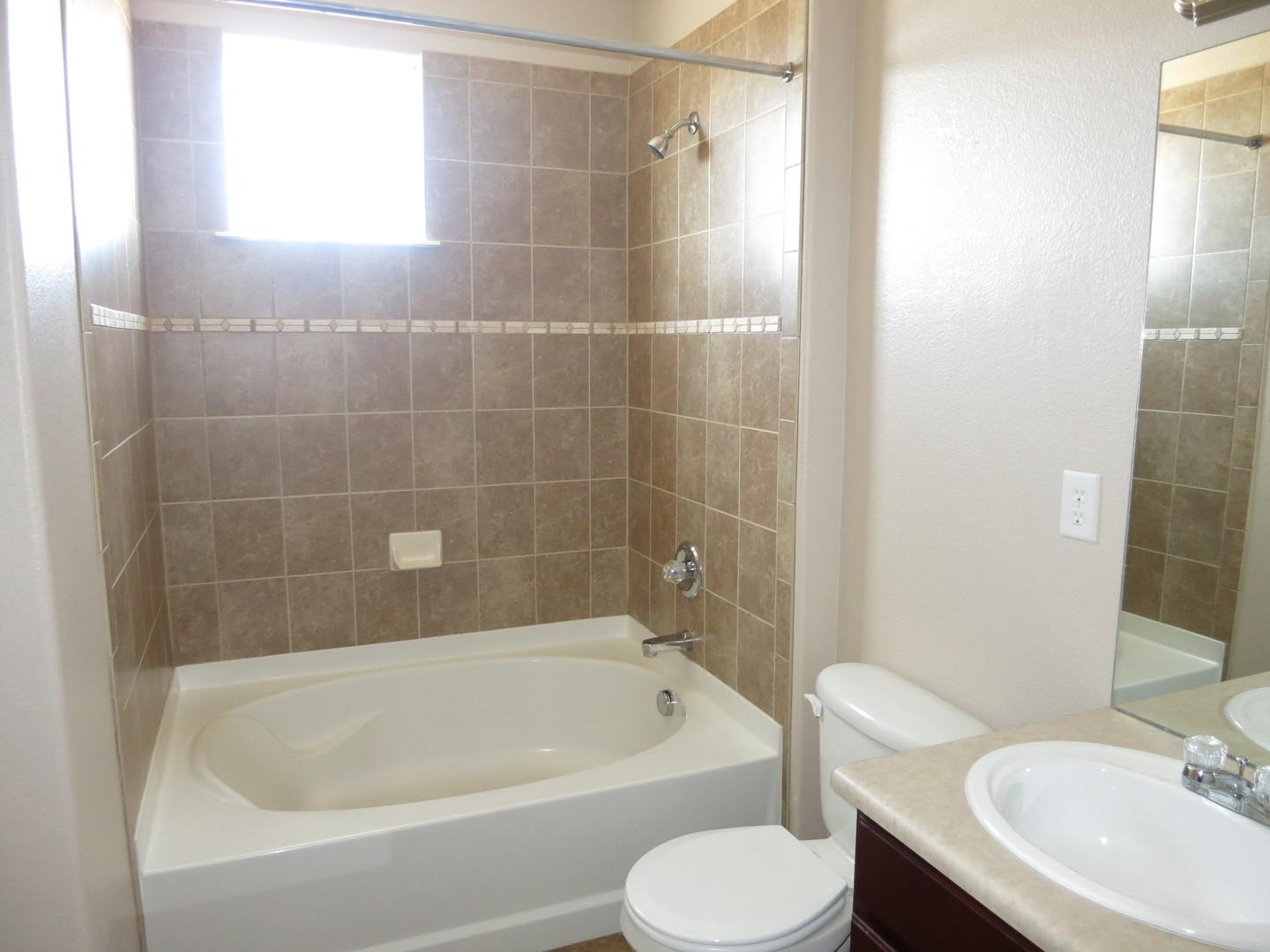 Image 11 of 14: No Description Available