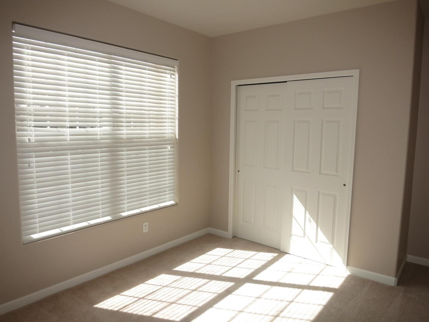 Image 12 of 14: No Description Available