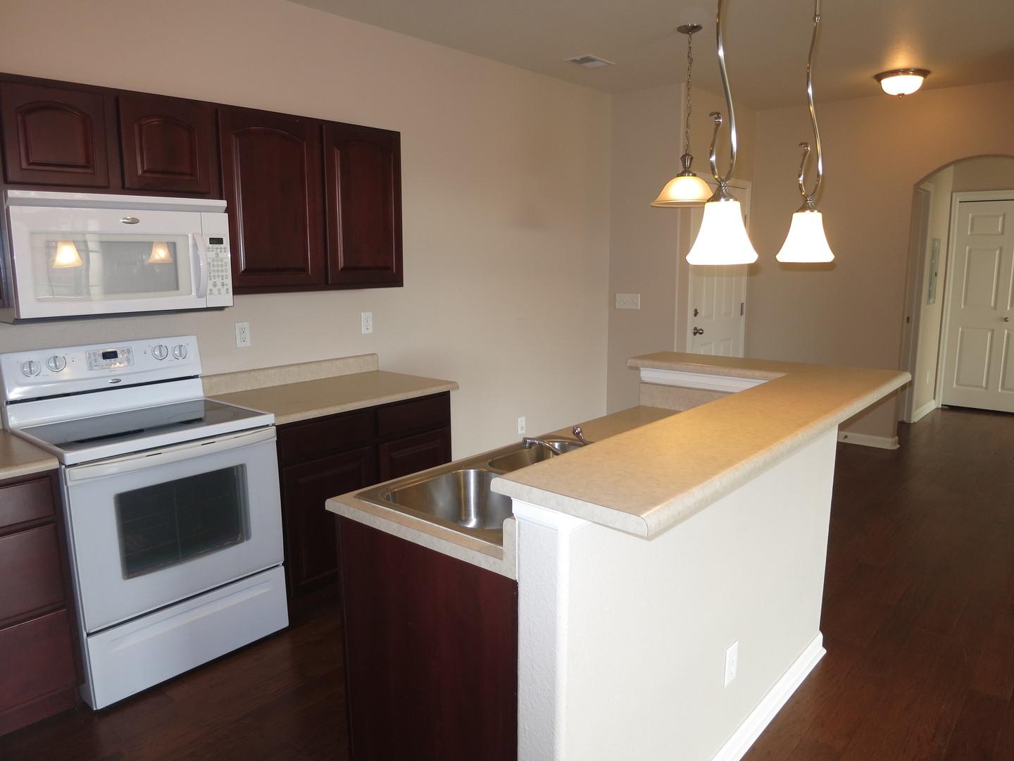 Image 6 of 14: No Description Available