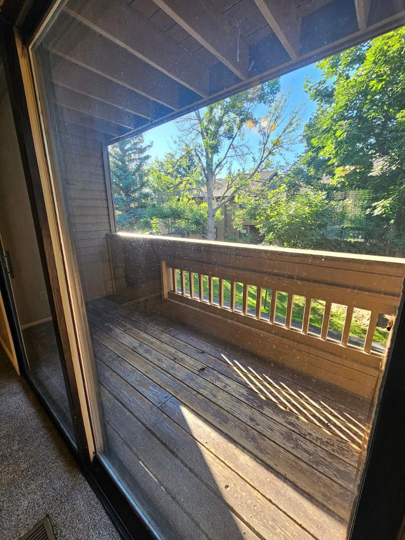 Image 38 of 38: No Description Available