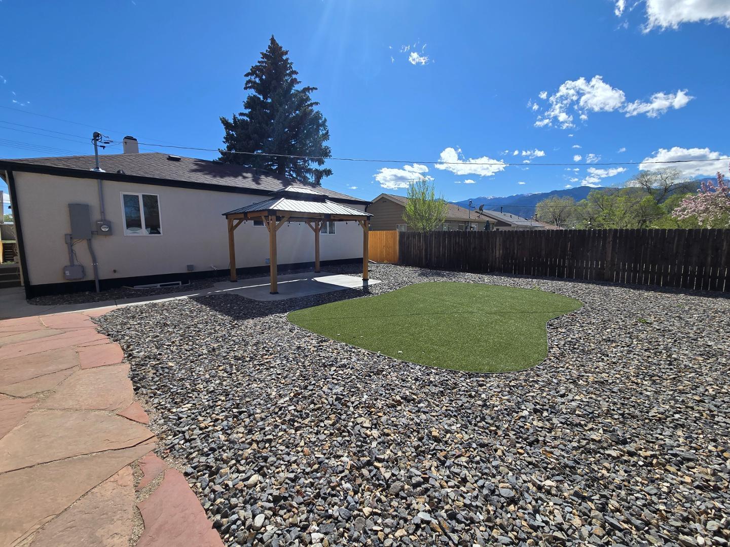 Image 19 of 21: No Description Available