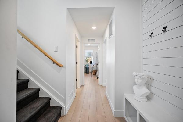 Image 17 of 50: No Description Available