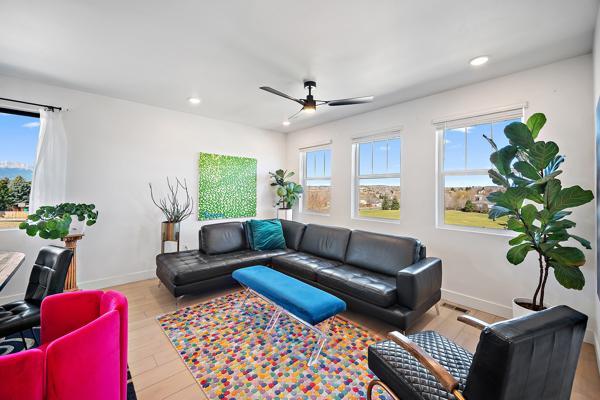 Image 22 of 50: No Description Available